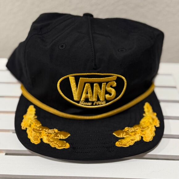 Vans black embroidered hat NWT - Picture 6 of 8